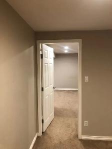 2 Bed 1 Bath Unit in Edmonton, AB - Photo 2