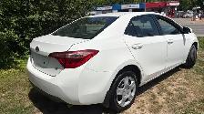 2017 Toyota Corolla LE - Photo 4