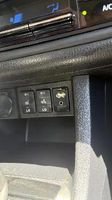 2017 Toyota Corolla LE - Photo 13