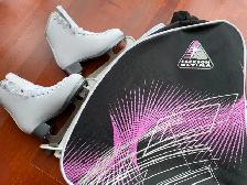 Kids’ Skates, Skating Bag, Helmet - Photo 2