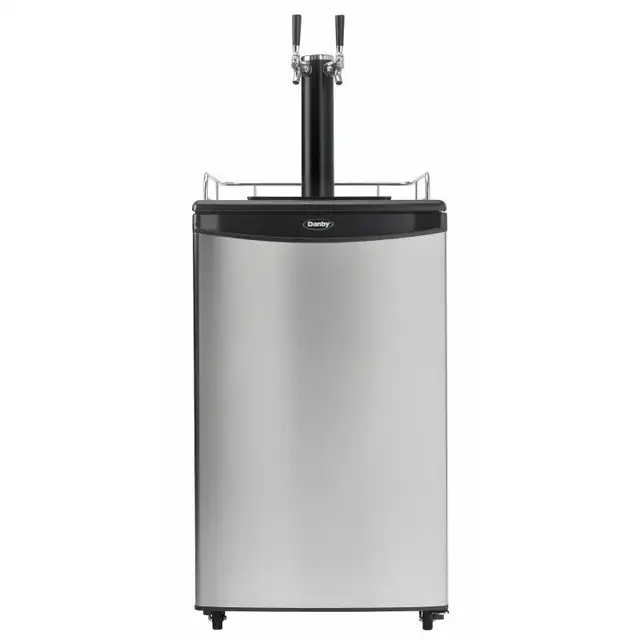 5.4 Cu Ft Dual-tap Keg Cooler Dkc054a1bsl2db-sd