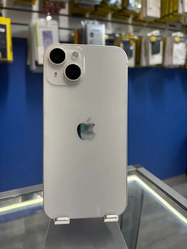 iPhone 14 128gb (Store Warranty)