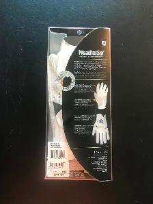 2 Brand new Golf gloves for sale both for only $15 - Photo 2