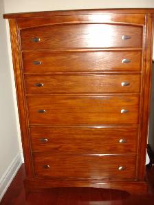 IT'S A SOLID WOOD QUEEN SIZE BED 5 PIECE BEDROOM SET ALMOST NEW! - Photo 5