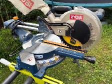 Ryobi 10" sliding saw with folding stand - Photo 2