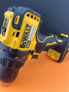Dewalt DCD793 Drill Like New