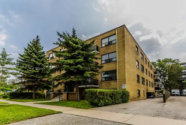 1 BEDROOM APARTMENT IN GAMBLE/ DANFORTH