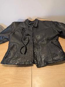 Mint Condition Leather Ladies Leather Jacket - Photo 2