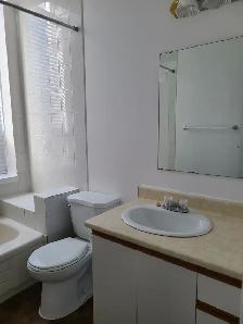 1 Bedroom Apartment for Rent, King St, Midland - Photo 11