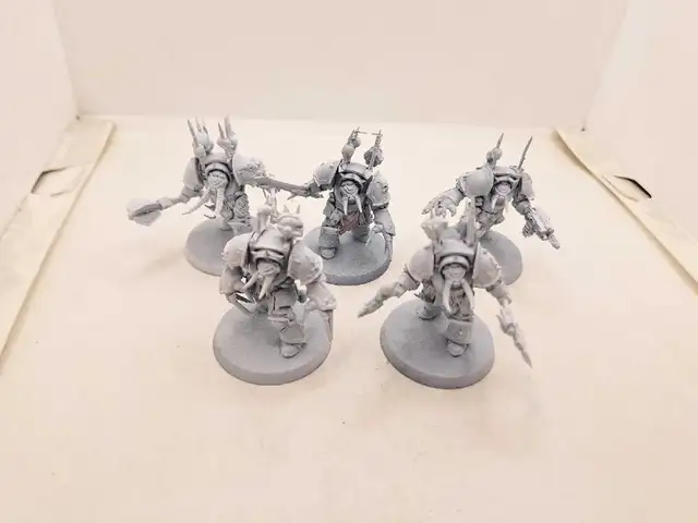 Warhammer 40k Chaos Space Marine 5 Primed White Terminators