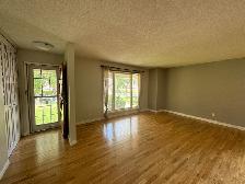 3 Bed 2.5 Bath  Den Home for Rent in Crestview - Photo 3