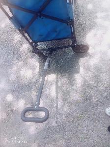 Collapsible Utility Wagon - Photo 2