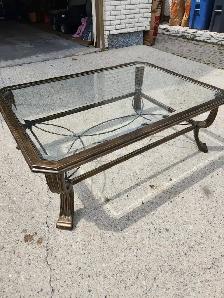 Coffee table with glass top for sale - Photo 3