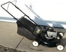 MASTERCRAFT REAR BAG GAS LAWN MOWER