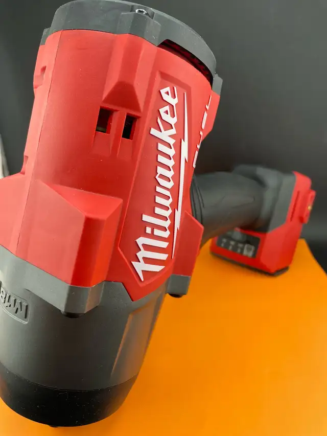Milwaukee 1/2" Impact Wrench 2967-20 Like New