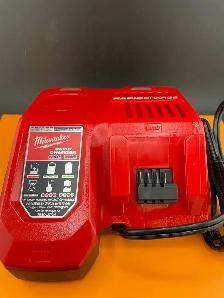 Milwaukee Rapid Charger 48-59-1808 Like New