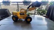 Mighty Diesel Tonka Pressed Steel Front End Loader - Photo 4