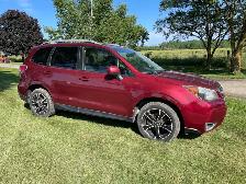 2014 Subaru AWD Forester XT - Photo 2