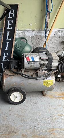 Campbell and Hausfeld Air Compressor