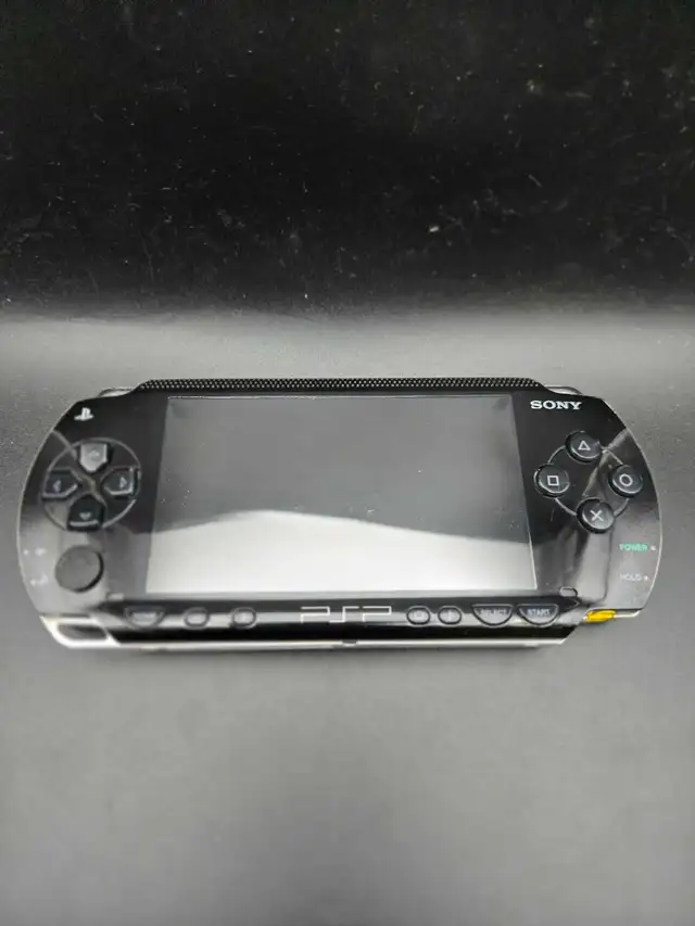 SONY PSP 1000 HANDHELD CONSOLE