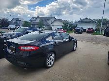 2014 Ford Fusion SE – 180,000 km – Clean Daily Driver - Photo 4