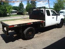 2008 GMC 3500HD EXTENDED CAB 4X4 DIESEL 9 FOOT FLAT DECK - Photo 5