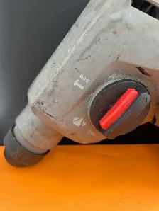 Milwaukee 2526-20 Multi Tool Like New - Photo 2