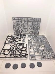 Warhammer 40k Imperial Guard 5 Tempestus Scions on sprue