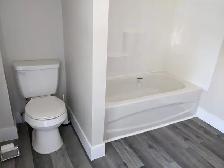 Duplex FOR SALE - Endless Uses! - Photo 10
