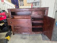 hardwood dresser (reduced price) - Photo 2