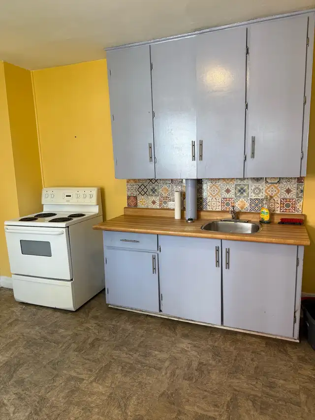 One bedroom for rent Brockville