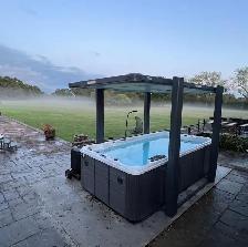 19′ 60″ Swim Spa - Photo 2