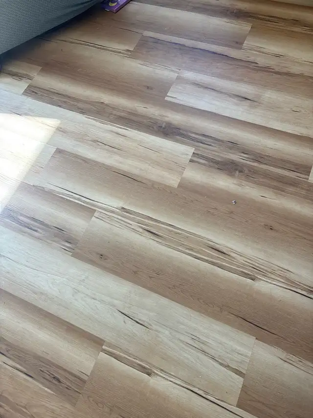 Waterproof Maple Vinyl Flooring
