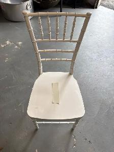 Chiavari chairs  -  Tiffany chairs -  $30  banquet hall - Photo 2