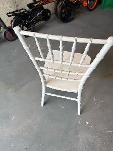 Chiavari chairs  -  Tiffany chairs -  $30  banquet hall - Photo 3