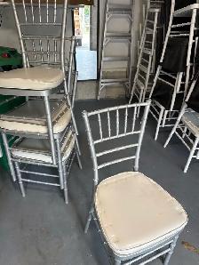 Chiavari chairs  -  Tiffany chairs -  $30  banquet hall - Photo 9