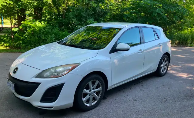 Mazda 3 Hatchback - CERTIFIED  - Excellent condition