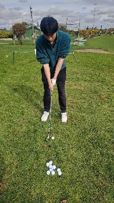 Beginners Golf Lesson - Photo 9