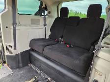 VMI Handicap Van - Dodge Grand Caravan - Low Kilometer - Photo 6