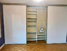 All inclusive Bright & Spacious room for rent ByWard market area - Photo 2