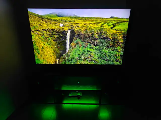$780 OBO- Like New 65' 4K Smart TV    TV stand with Lights