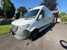 2022 Mercedes-Benz Sprinter 2500 Cargo Extended