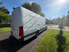 2022 Mercedes-Benz Sprinter 2500 Cargo Extended - Photo 4