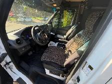 2022 Mercedes-Benz Sprinter 2500 Cargo Extended - Photo 6