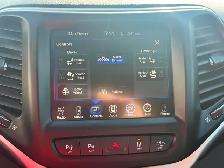2018 Jeep Cherokee Trailhawk - Photo 13