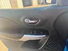 2018 Jeep Cherokee Trailhawk - Photo 18