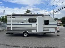 2018 Forest River OASIS SHASTA 18BH ROULOTTE FAMILLIALE ! - Photo 3