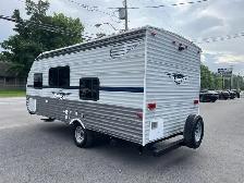 2018 Forest River OASIS SHASTA 18BH ROULOTTE FAMILLIALE ! - Photo 9