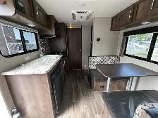 2018 Forest River OASIS SHASTA 18BH ROULOTTE FAMILLIALE ! - Photo 15