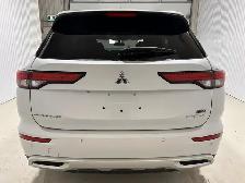 Mitsubishi Outlander PHEV LE S-AWC 2024 à vendre - Photo 9